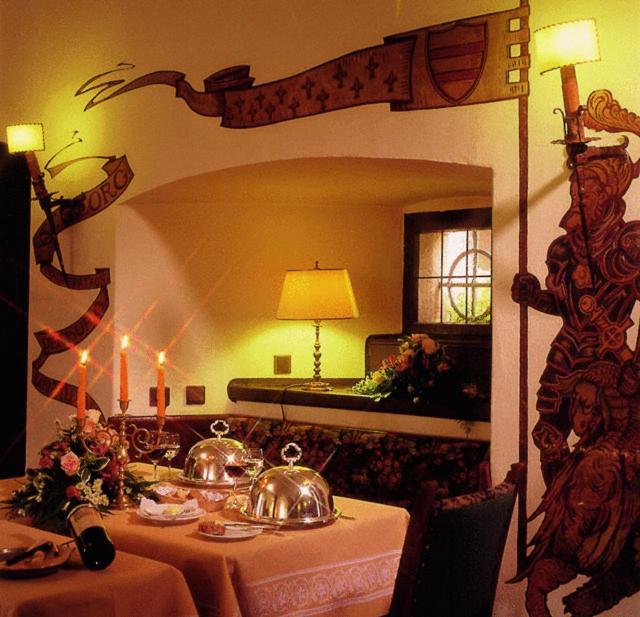 Hotel Und Restaurant Burg Schnellenberg Attendorn Dış mekan fotoğraf
