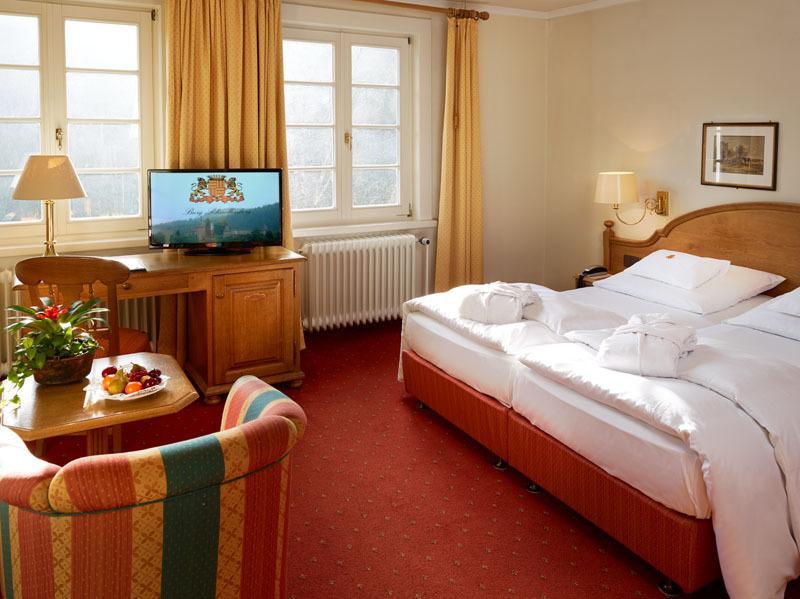 Hotel Und Restaurant Burg Schnellenberg Attendorn Dış mekan fotoğraf