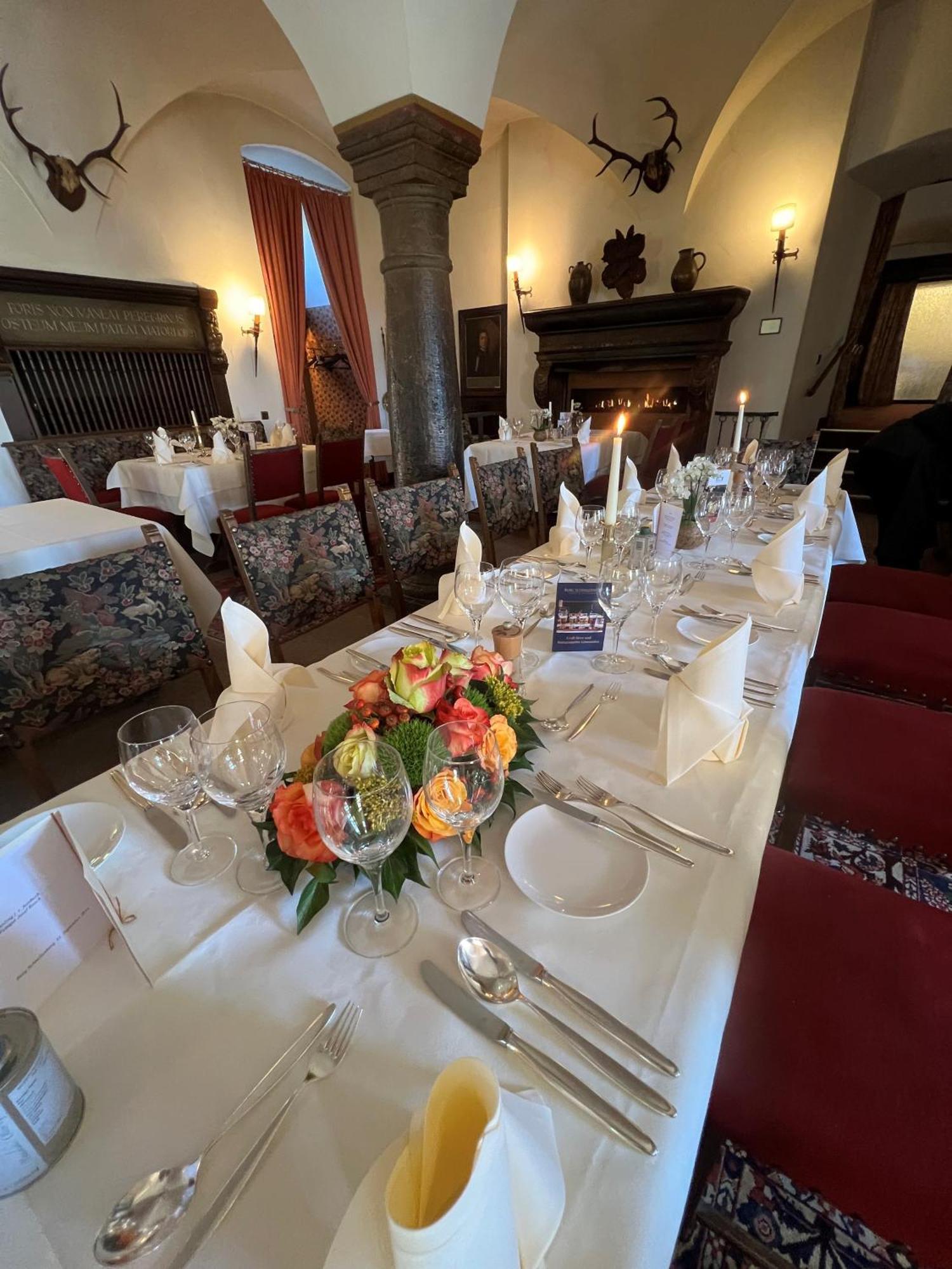 Hotel Und Restaurant Burg Schnellenberg Attendorn Dış mekan fotoğraf